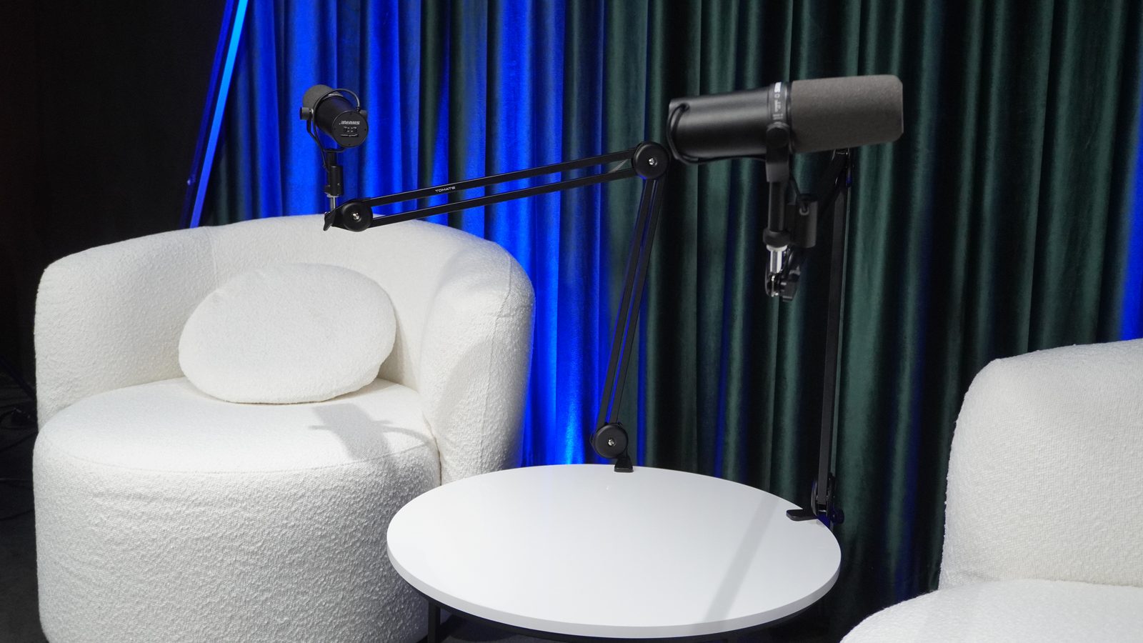 Sala de edição e pós-produção de podcast da SetPoint Comunicação